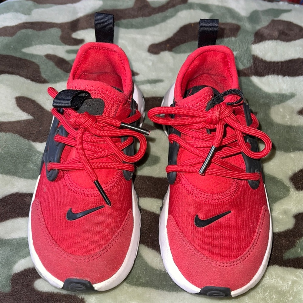 Nike presto react